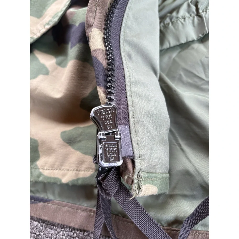 US Military ECWCS Parka Cold Weather Woodland Camo Medium Regular Army NATO